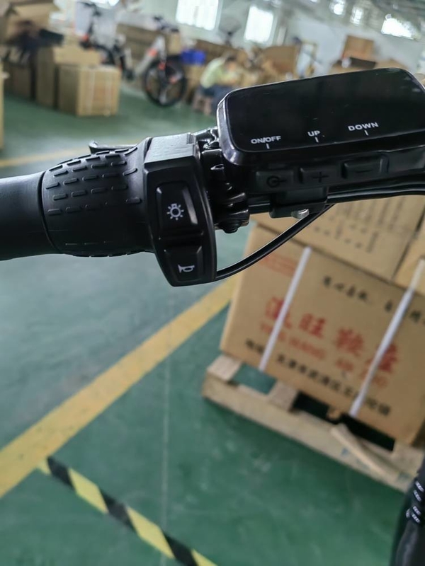 29 Inch Electric City Bicycle Pedal Assist 25km H CYSUM X3